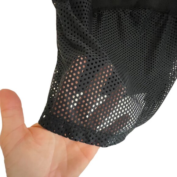 Marika Women's Sleeveless Hooded Black Mesh Back Workout Top - XS Exrta Small - Picture 4 of 9